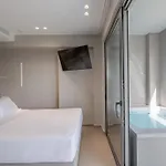 Noemie Luxury