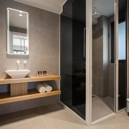 アパートホテル Noemie Luxury ハニア