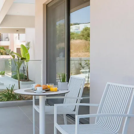 Noemie Luxury Hotel apartamentowy *