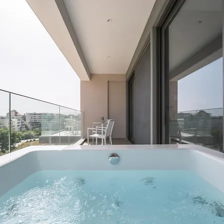 Noemie Luxury Апарт-готель 4*