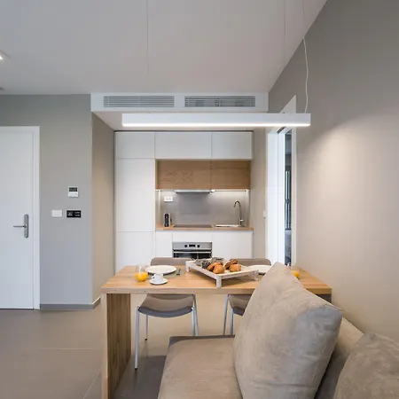 Noemie Luxury 4*