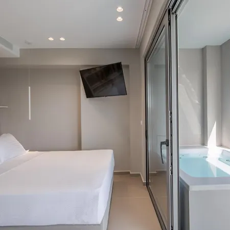 Noemie Luxury